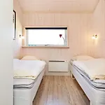 5 Star In Holiday home